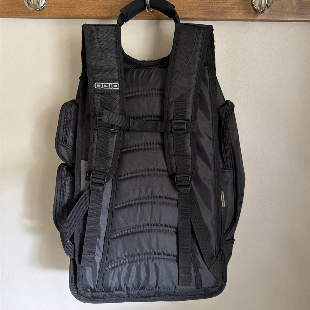 OGIO Bounty Hunter Backpack Black Laptop Travel Pack NEW w/ Tags Trex Logo